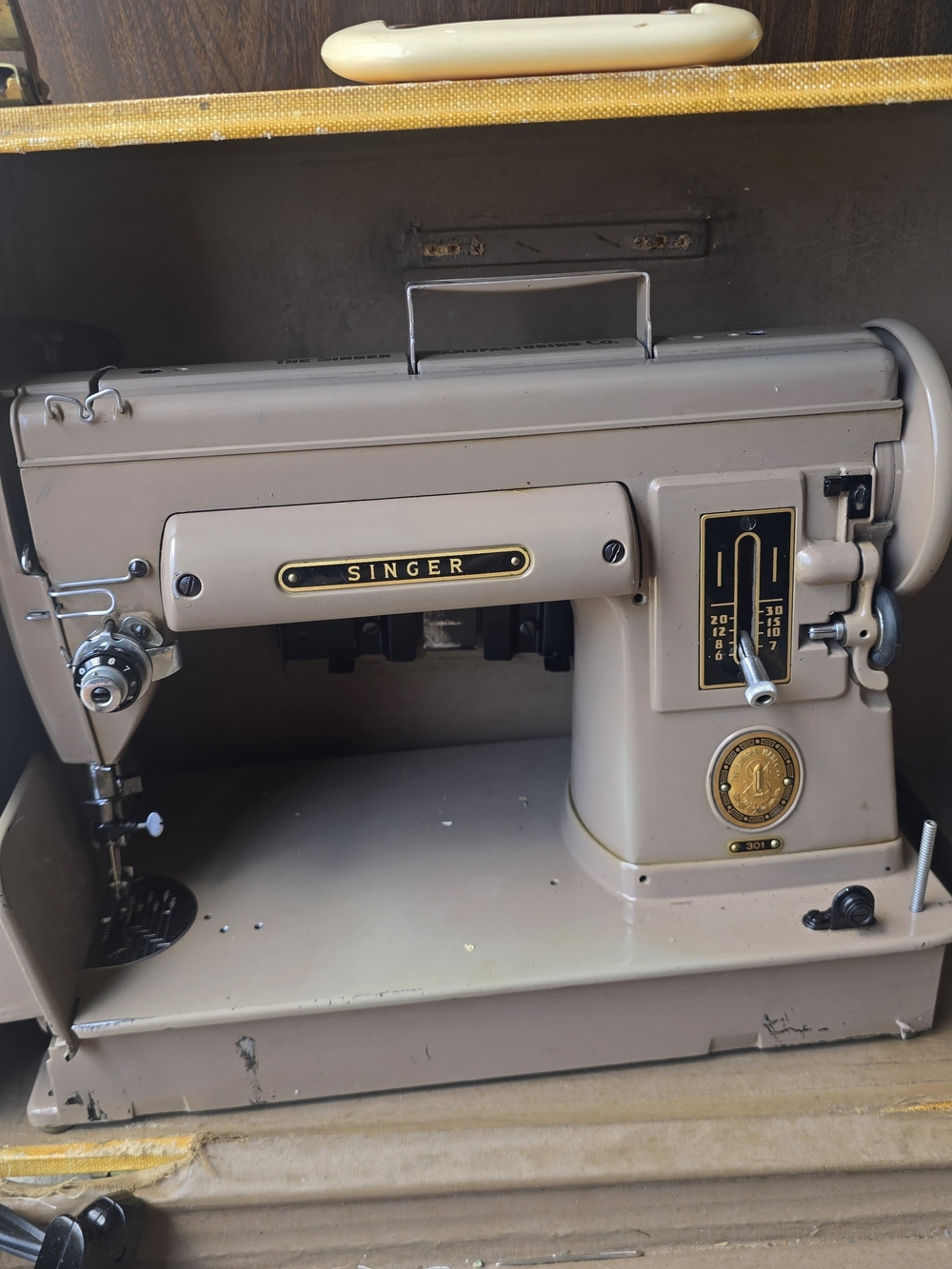 Singer 301a Full Travel Set WORKS Vintage Beige Sewing Machine